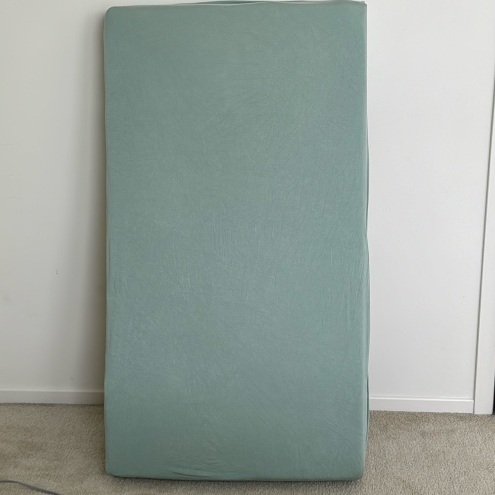 Kyte baby crib sheet